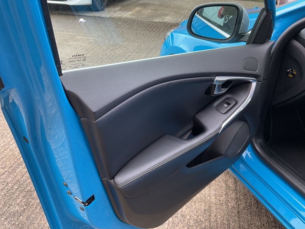 Used Volvo V40 2016 for sale - 77606305: Photo 25