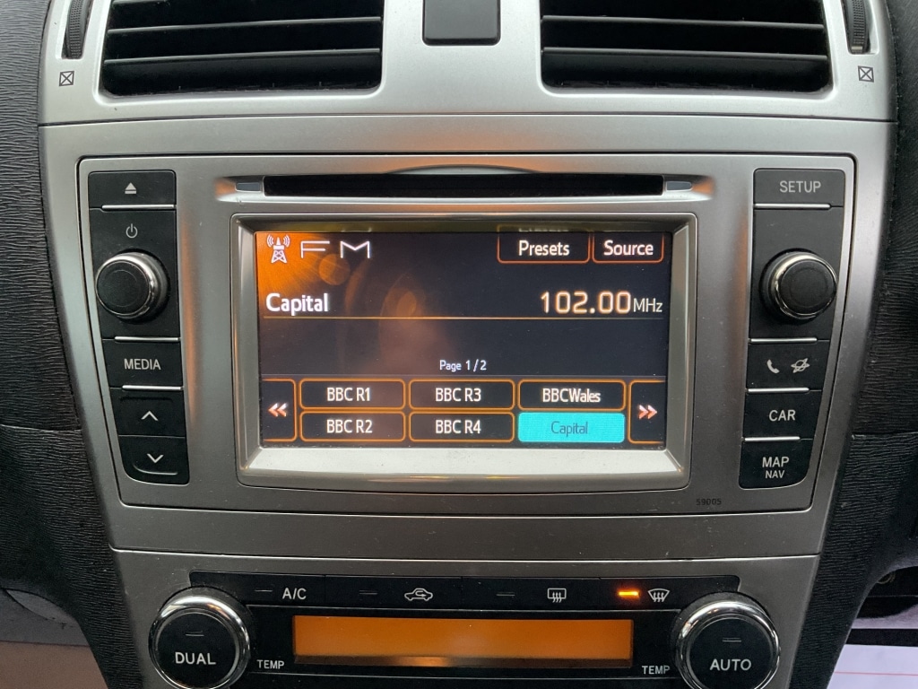 Used Toyota Avensis 2012 for sale - 76418558: Photo 11