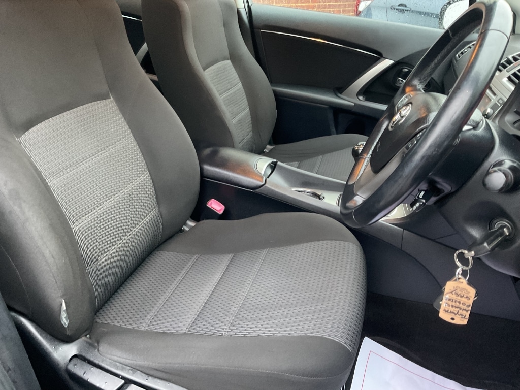 Used Toyota Avensis 2012 for sale - 76418558: Photo 9