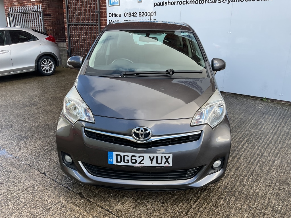 Used Toyota Verso S 2012 for sale - 76359044: Photo 2