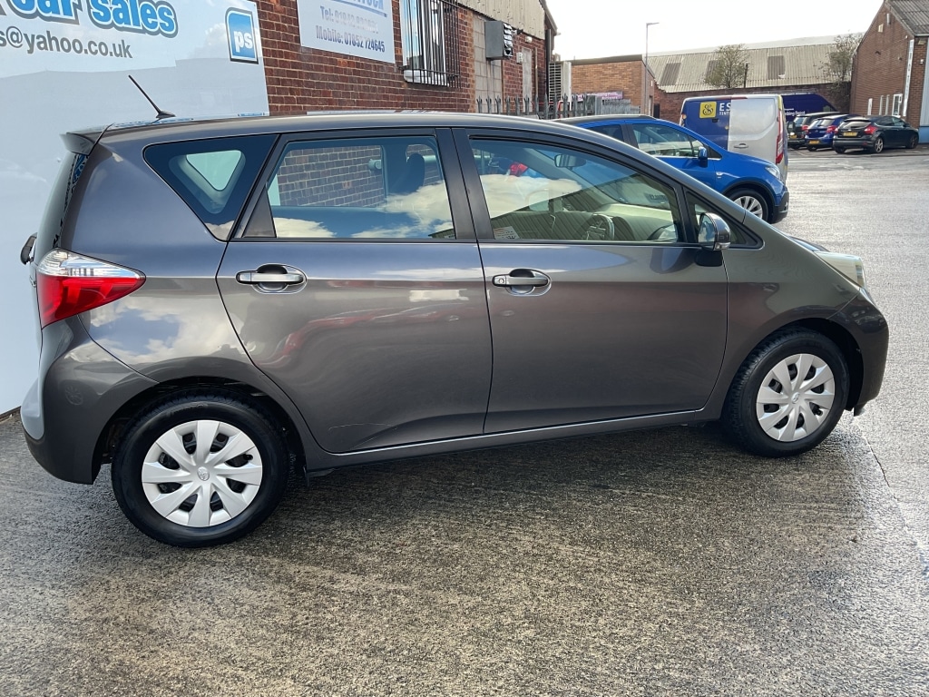 Used Toyota Verso S 2012 for sale - 76359044: Photo 5