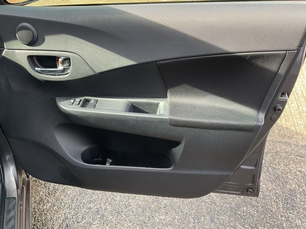 Used Toyota Verso S 2012 for sale - 76359044: Photo 9