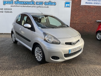 2009 (09) - 1.0 PLATINUM VVT-I 5DR Manual