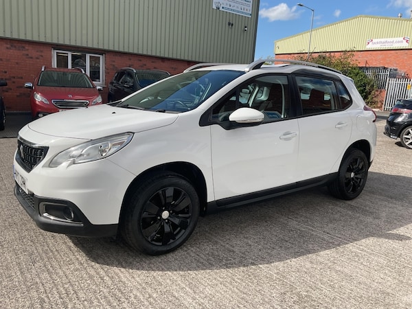 Used Peugeot 2008 2017 for sale - 76325018: Photo 5