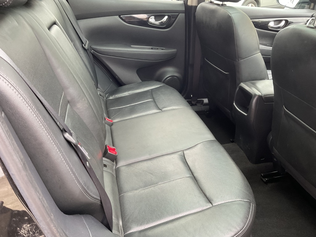 Used Nissan Qashqai 2016 for sale - 77591847: Photo 18