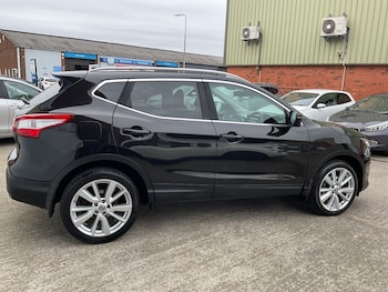 Used Nissan Qashqai 2016 for sale - 77591847: Photo