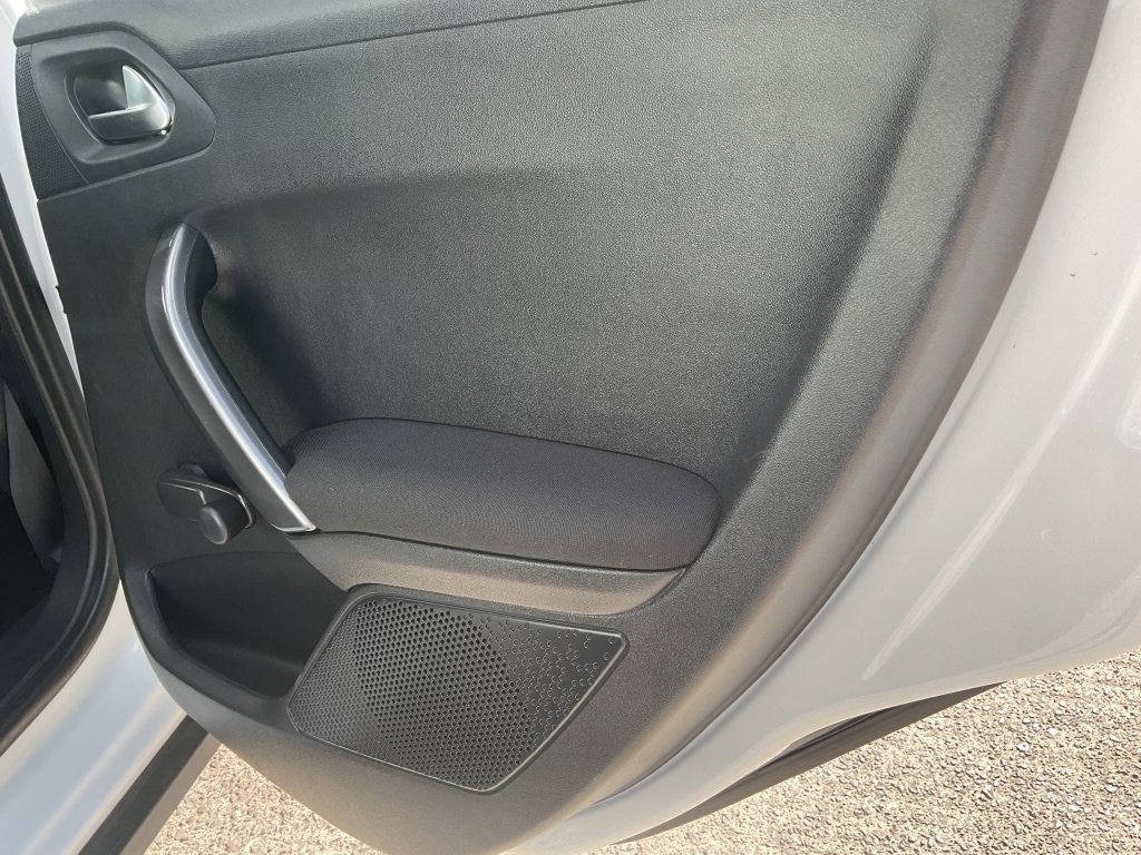 Used Peugeot 2008 2017 for sale - 76383449: Photo 29