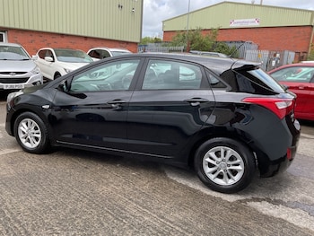 Used Hyundai i30 2015 for sale - 78555094: Photo