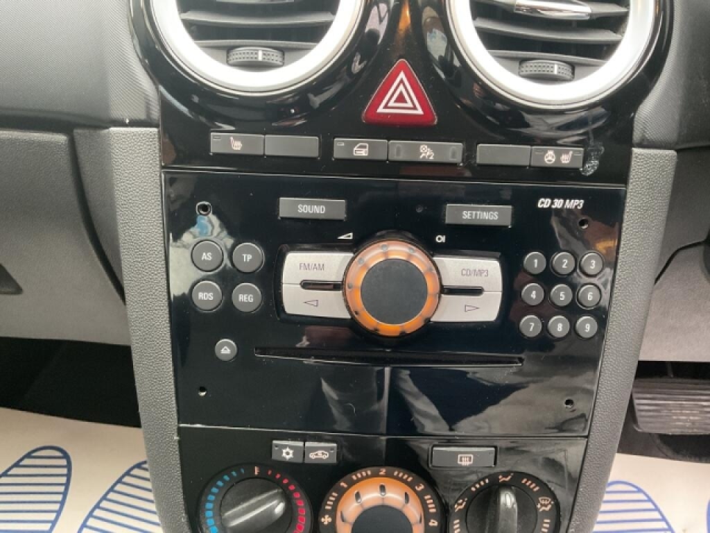 Used Vauxhall Corsa 2010 for sale - 76885183: Photo 12