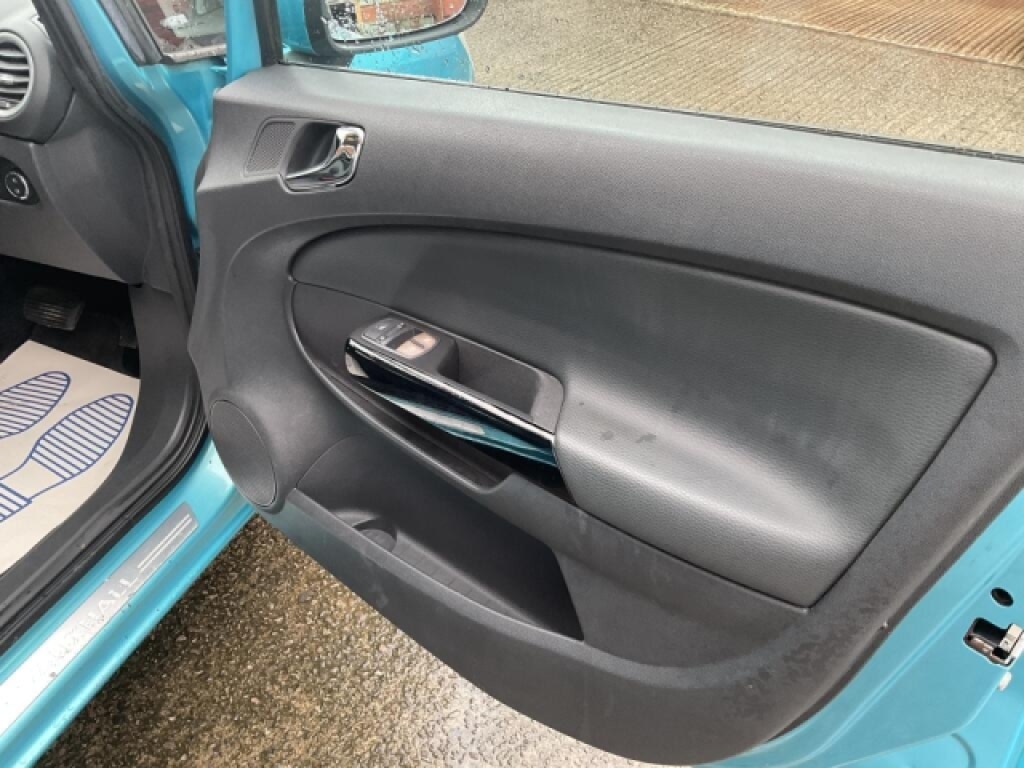 Used Vauxhall Corsa 2010 for sale - 76885183: Photo 8