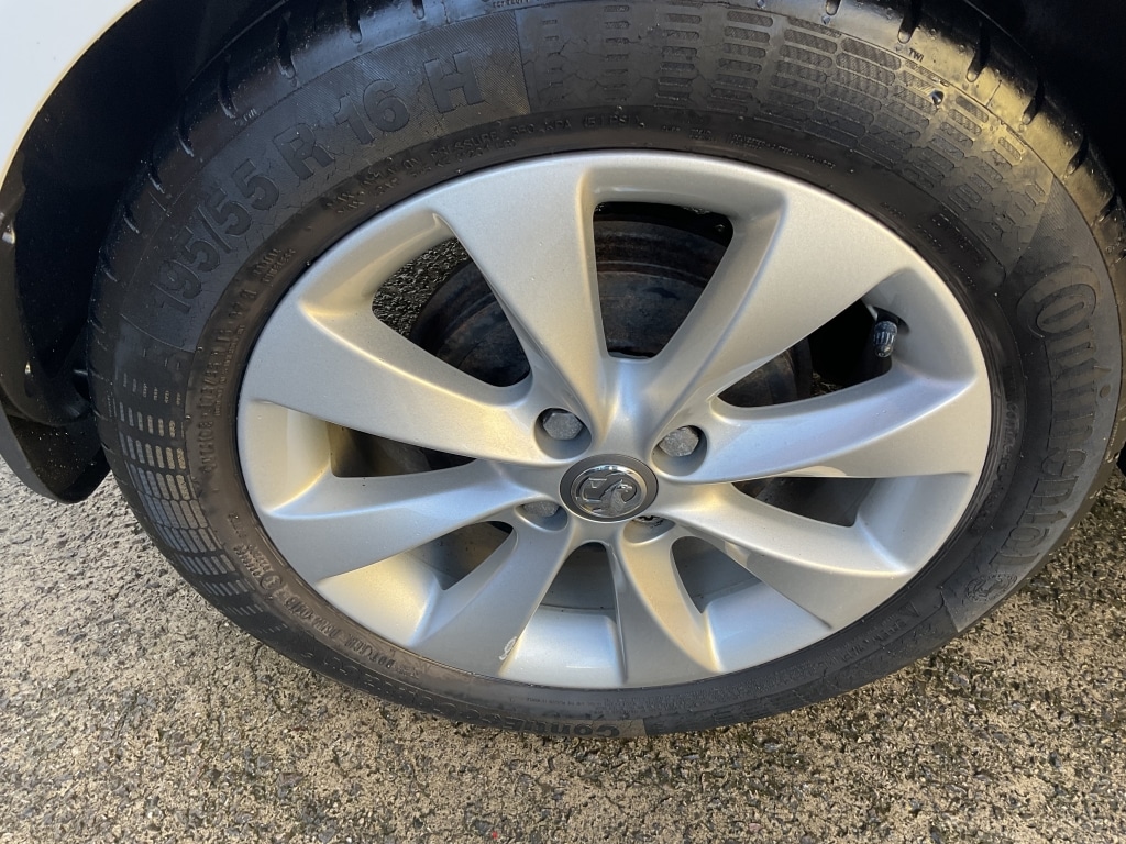 Used Vauxhall Corsa 2018 for sale - 76566733: Photo 33