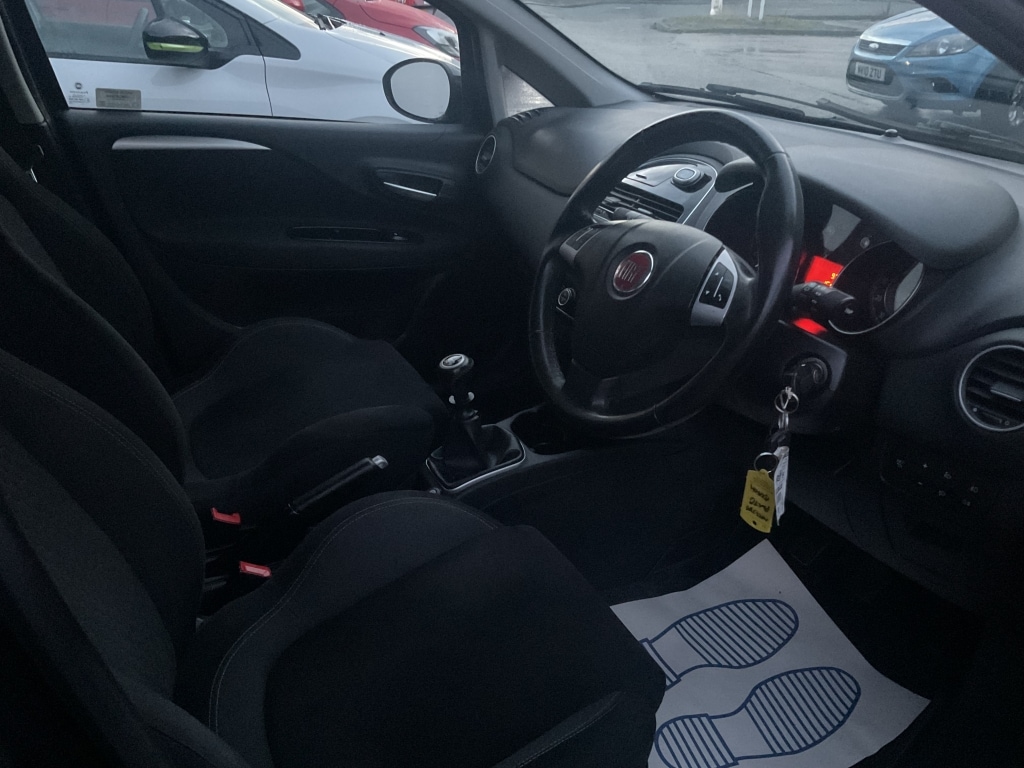 Used Fiat Punto 2016 for sale - 77173405: Photo 7