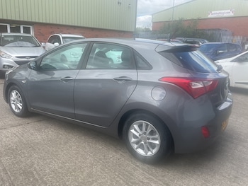 Used Hyundai i30 2013 for sale - 78546069: Photo