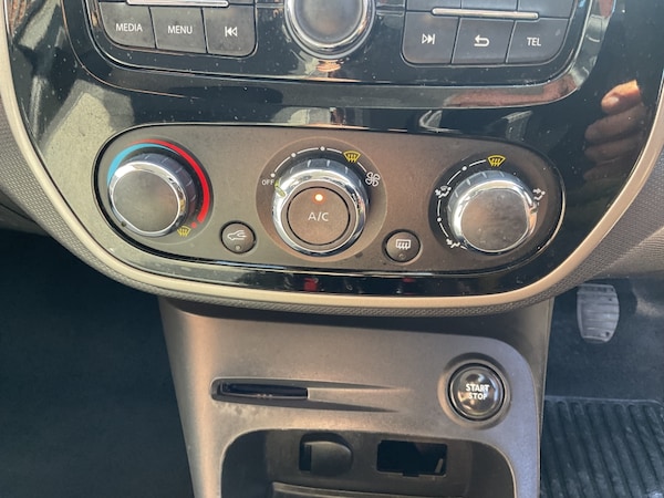 Used Renault Captur 2015 for sale - 75731436: Photo 24