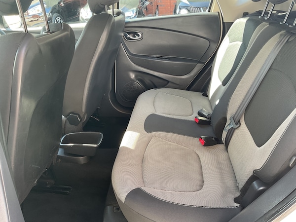 Used Renault Captur 2015 for sale - 75731436: Photo 32