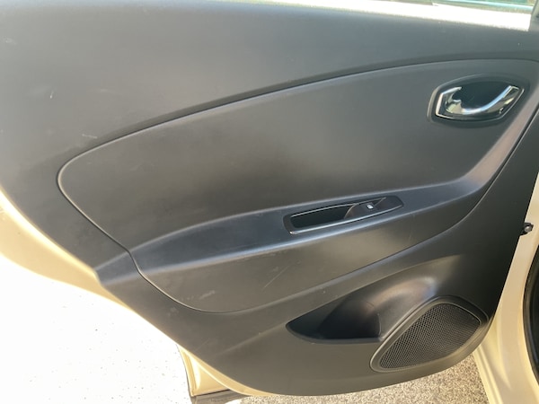 Used Renault Captur 2015 for sale - 75731436: Photo 35