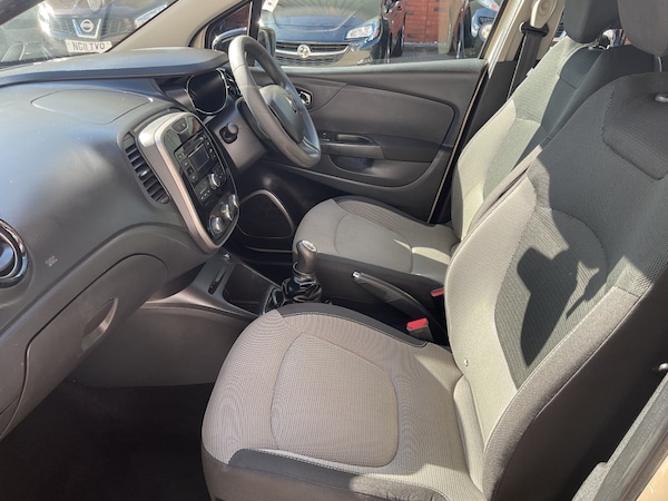 Used Renault Captur 2015 for sale - 75731436: Photo 36