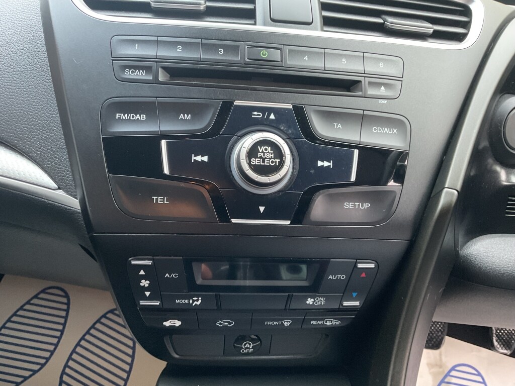 Used Honda Civic 2016 for sale - 76885188: Photo 12