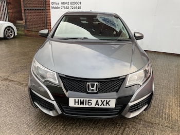 Used Honda Civic 2016 for sale - 76885188: Photo