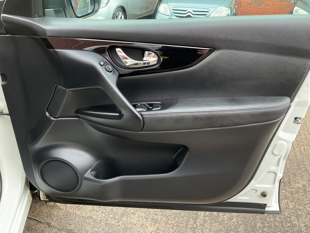 Used Nissan Qashqai 2014 for sale - 77213714: Photo 14