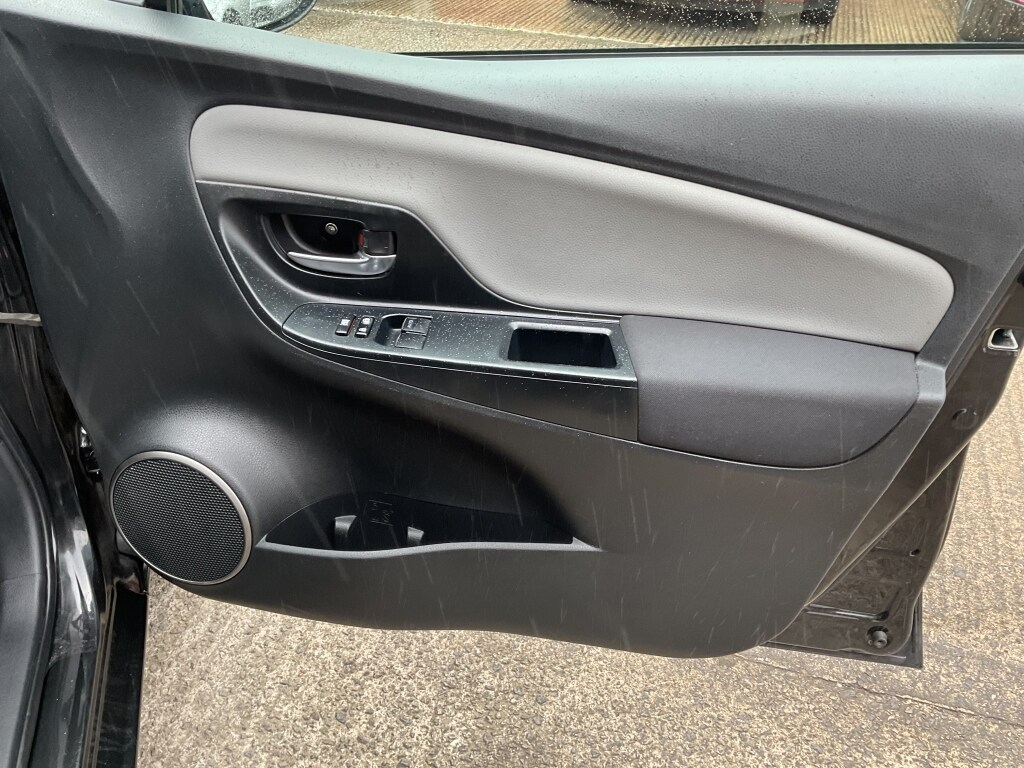 Used Toyota Yaris 2015 for sale - 78183260: Photo 13