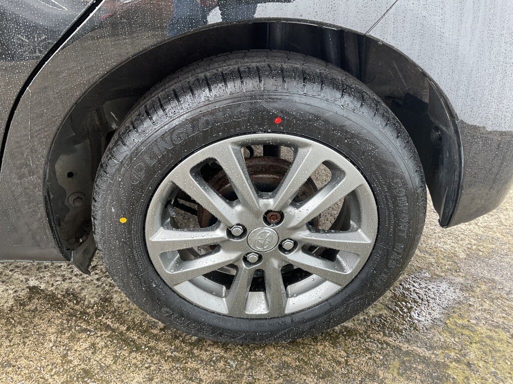 Used Toyota Yaris 2015 for sale - 78183260: Photo 24