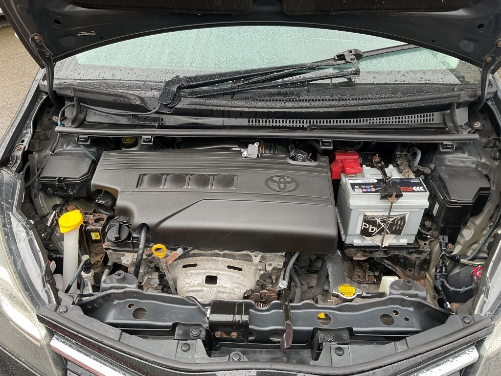 Used Toyota Yaris 2015 for sale - 78183260: Photo 27