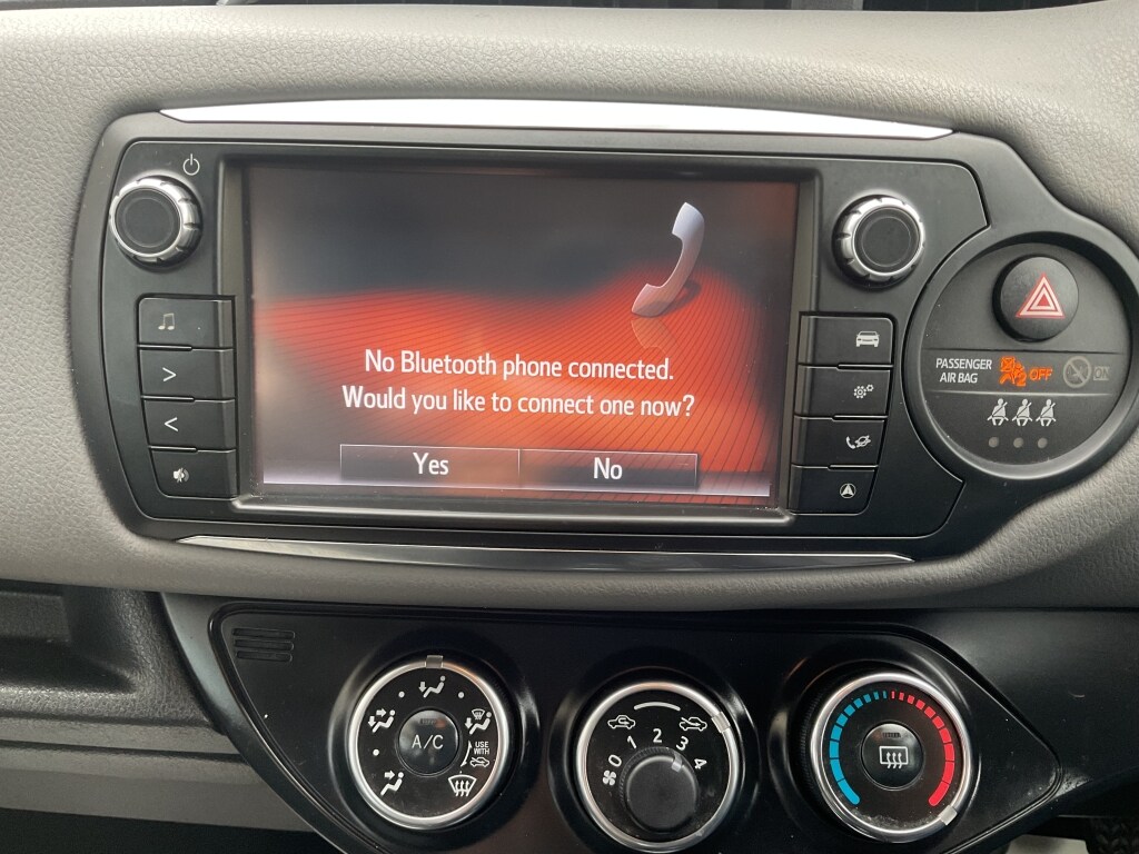 Used Toyota Yaris 2015 for sale - 78183260: Photo 8