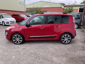 Used Citroen C3 Picasso 2017 for sale - 79091642: Photo