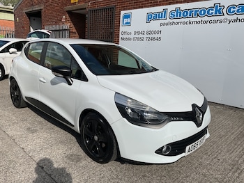 Used Renault Clio 2015 for sale - 75925641: Photo