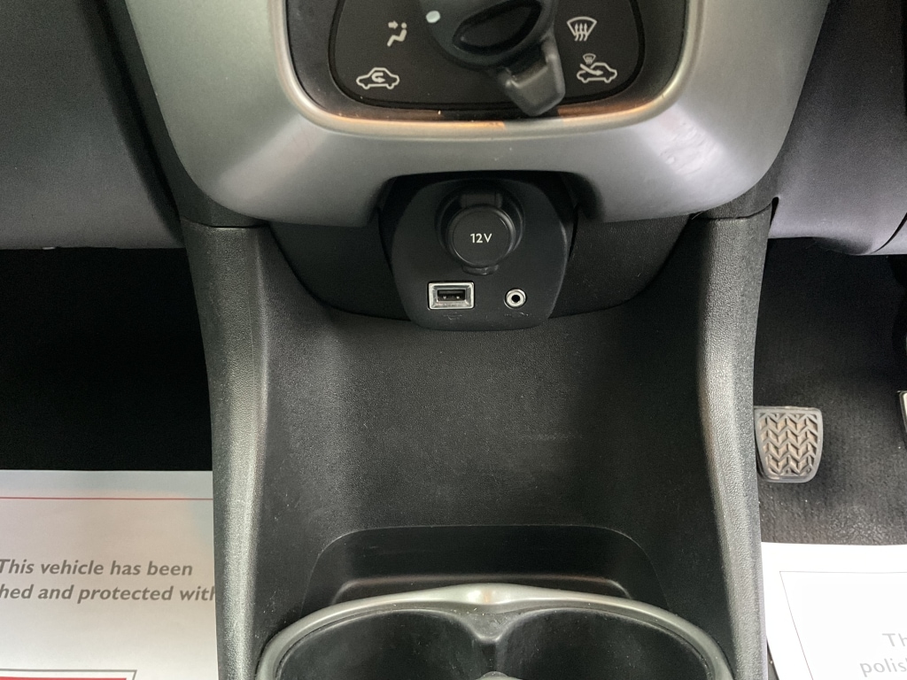 Used Toyota AYGO 2015 for sale - 77385470: Photo 13