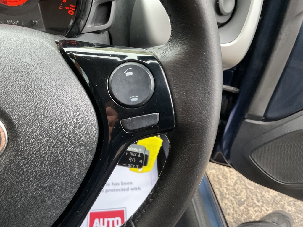 Used Toyota AYGO 2015 for sale - 77385470: Photo 15