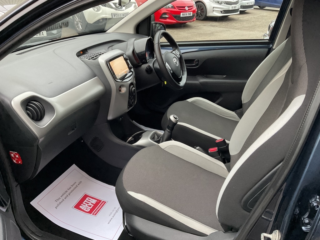 Used Toyota AYGO 2015 for sale - 77385470: Photo 23