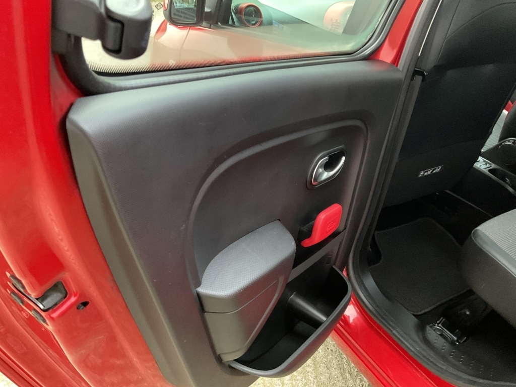 Used Renault Twingo 2015 for sale - 77034715: Photo 21