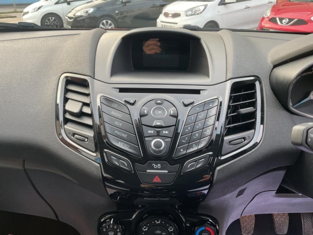 Used Ford Fiesta 2015 for sale - 76945313: Photo 10