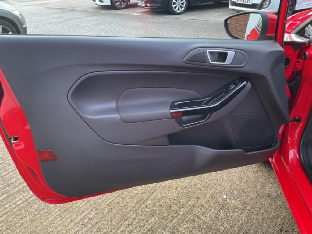 Used Ford Fiesta 2015 for sale - 76945313: Photo 19