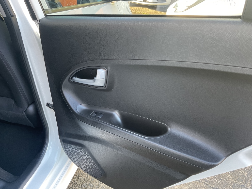 Used Kia Picanto 2014 for sale - 76785417: Photo 19