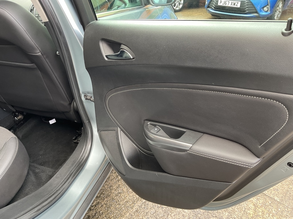 Used Vauxhall Astra 2012 for sale - 78040603: Photo 17