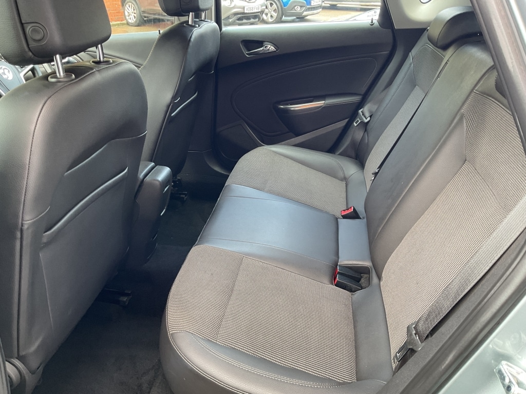 Used Vauxhall Astra 2012 for sale - 78040603: Photo 18