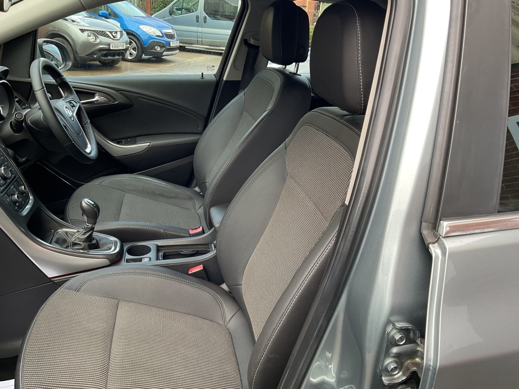 Used Vauxhall Astra 2012 for sale - 78040603: Photo 21