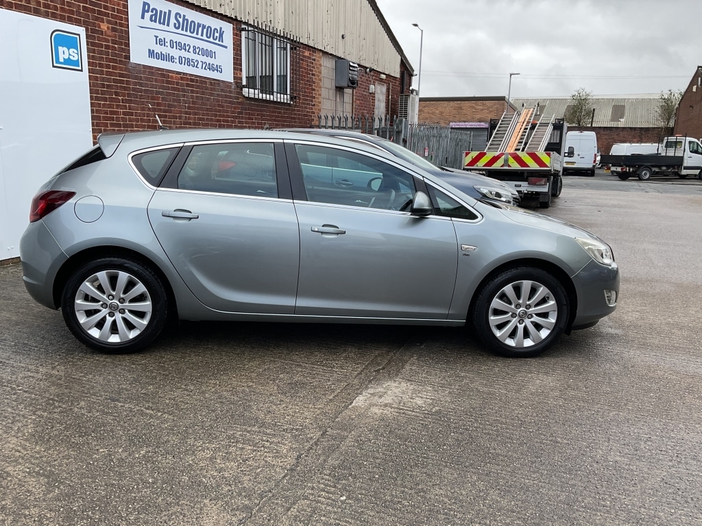 Used Vauxhall Astra 2012 for sale - 78040603: Photo 5