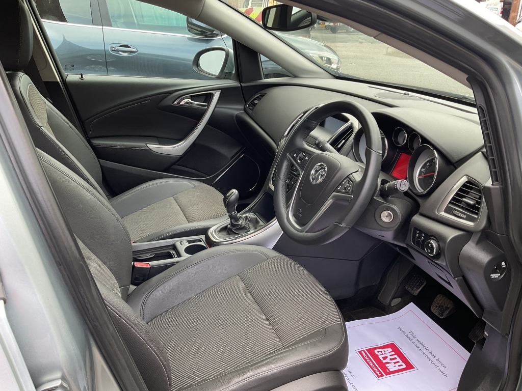 Used Vauxhall Astra 2012 for sale - 78040603: Photo 7