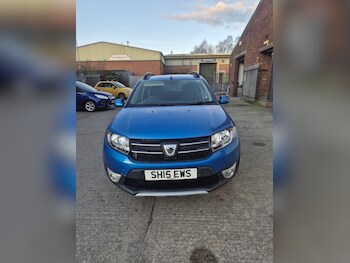 Used Dacia Sandero Stepway 2015 for sale - 77702559: Photo