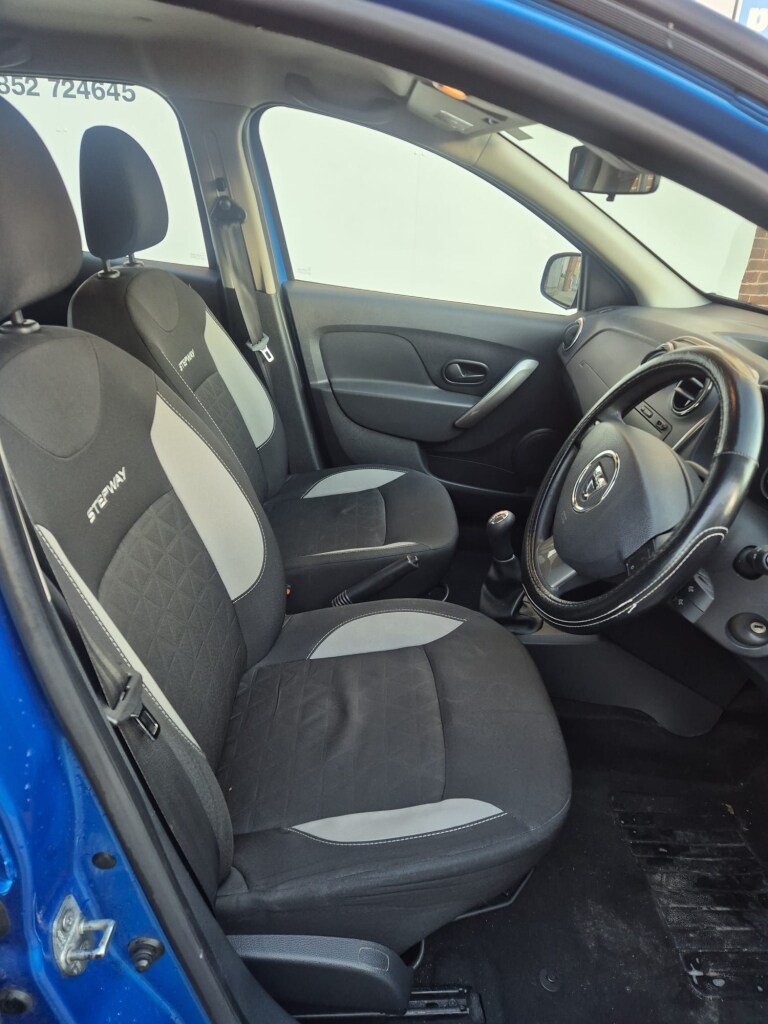 Used Dacia Sandero Stepway 2015 for sale - 77702559: Photo 6