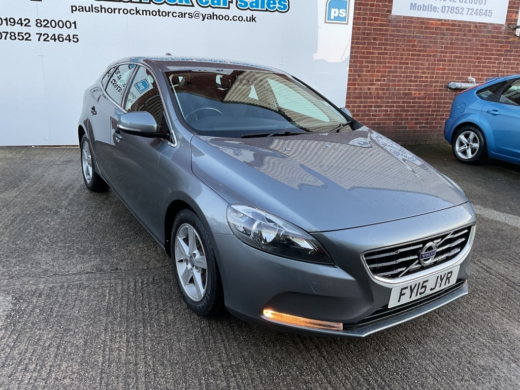 Used Volvo V40 2015 for sale - 76741516: Photo 1