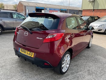 Used Mazda Mazda2 2011 for sale - 79628315: Photo