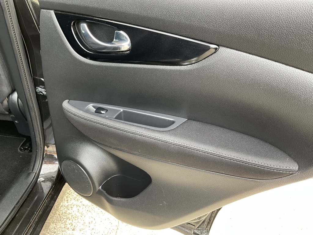 Used Nissan Qashqai 2016 for sale - 76383450: Photo 27