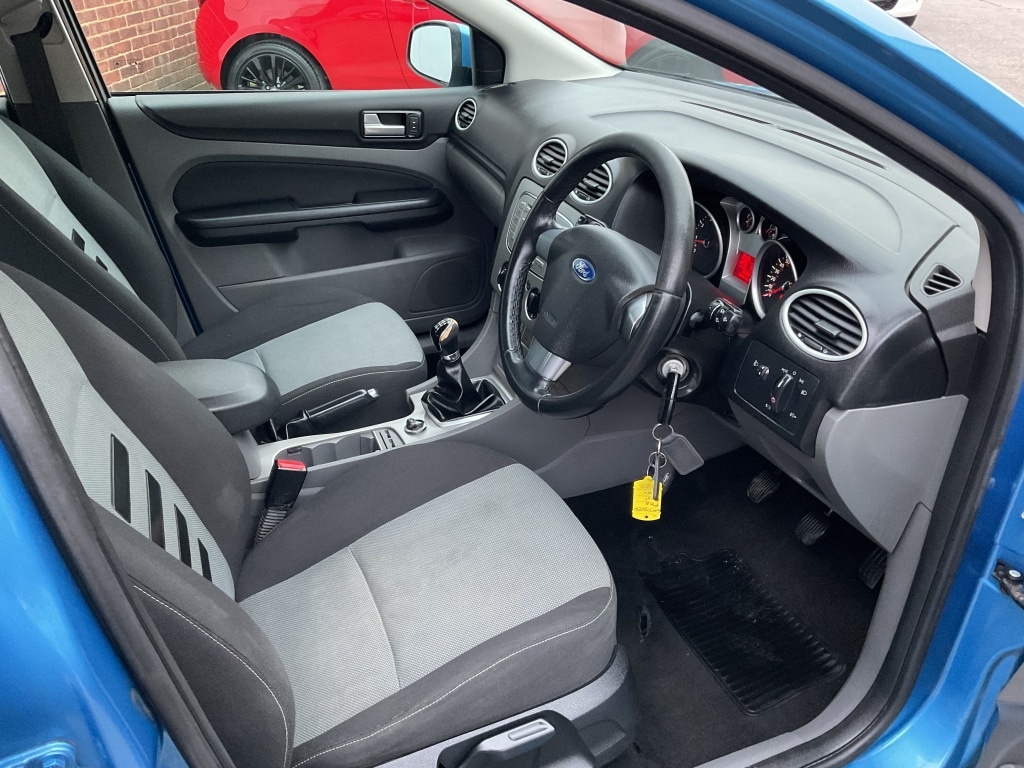 Used Ford Focus 2009 for sale - 76713356: Photo 6