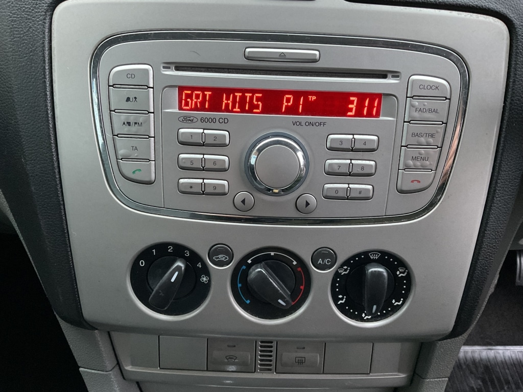 Used Ford Focus 2009 for sale - 76713356: Photo 9