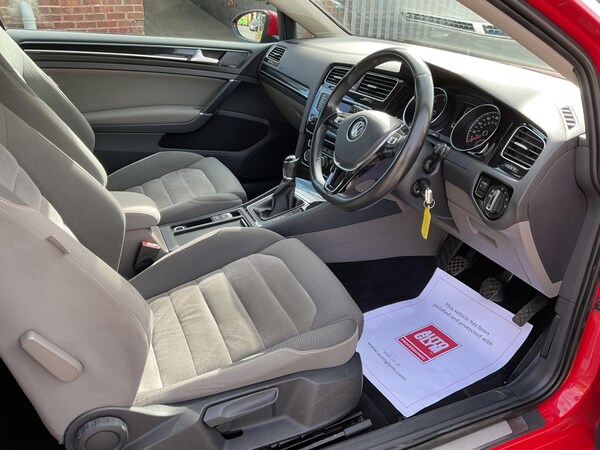 Used Volkswagen Golf 2013 for sale - 76129147: Photo 19
